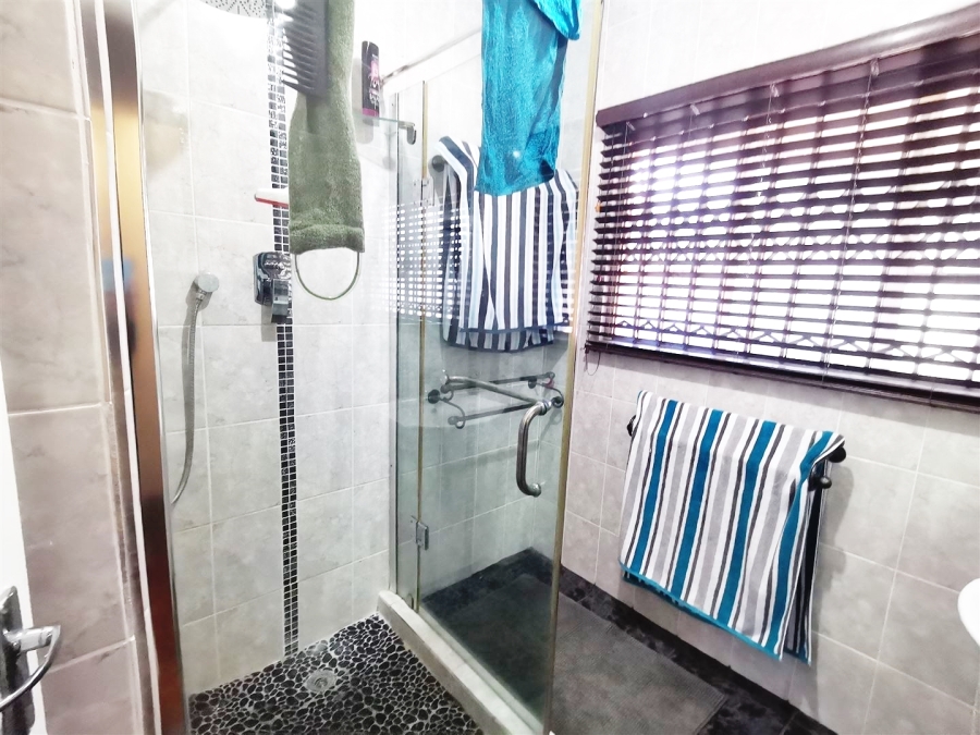 4 Bedroom Property for Sale in Vaalpark Free State